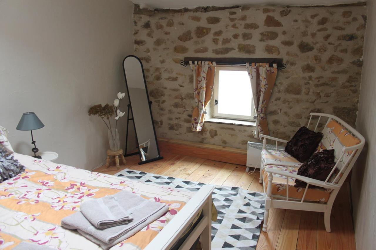 Villa Gite La Pimparola à Nouic Extérieur photo