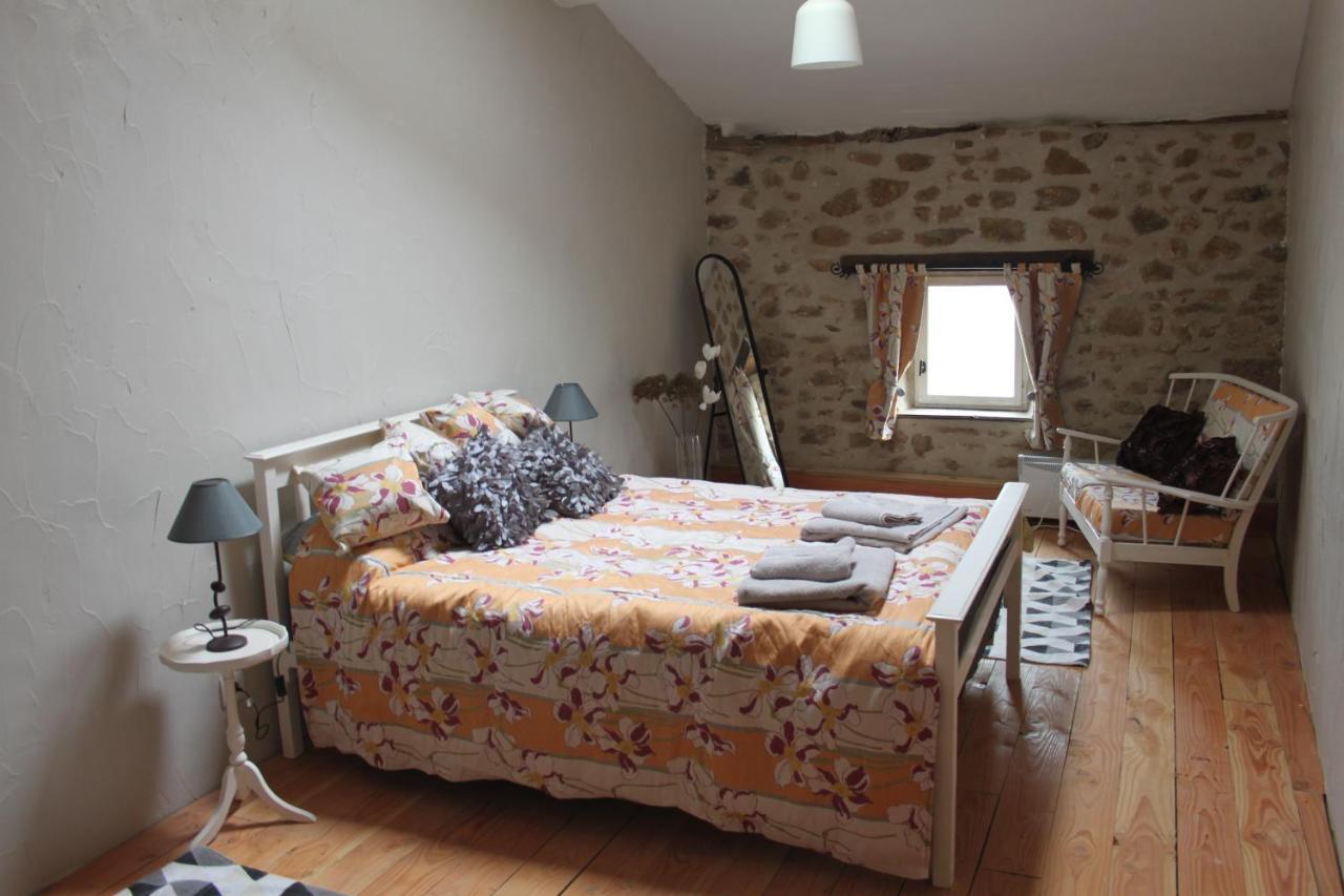 Villa Gite La Pimparola à Nouic Extérieur photo